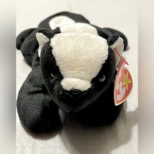 TY Beanie Baby - Stinky the Skunk 1995